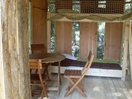 Beauregard : Cabanes dans les arbres, Camping Provence-Alpes-Côte d'Azur Beauregard : Cabanes dans les arbres, Camping Provence-Alpes-Côte d'Azur