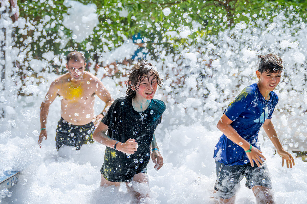 Mousse festive au camping VAGUES OCEANES Boudigau � LABENNE OCEAN (40).