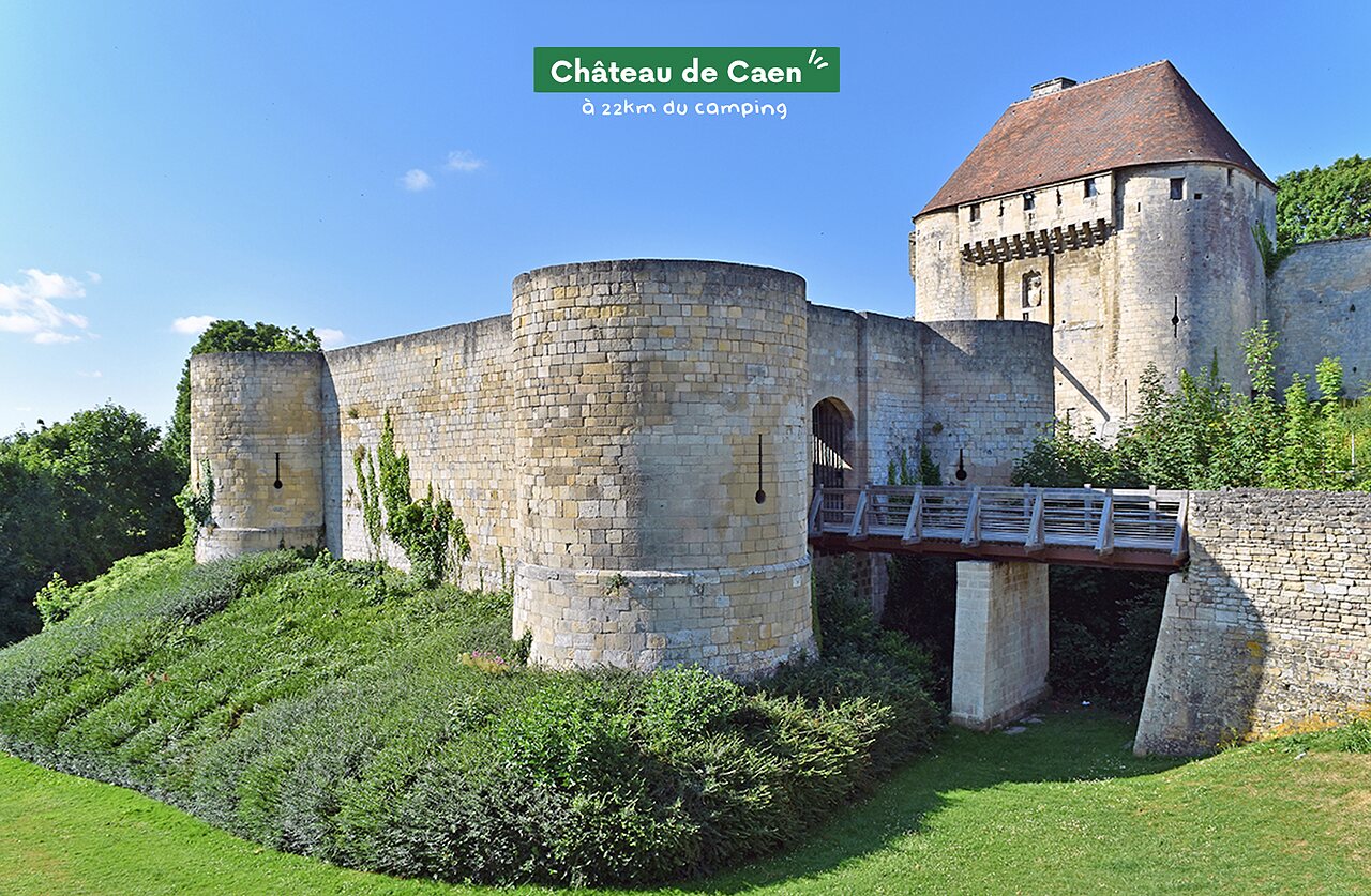 Ch�teau de Caen, monument historique � visiter en Normandie, pr�s de Varaville.