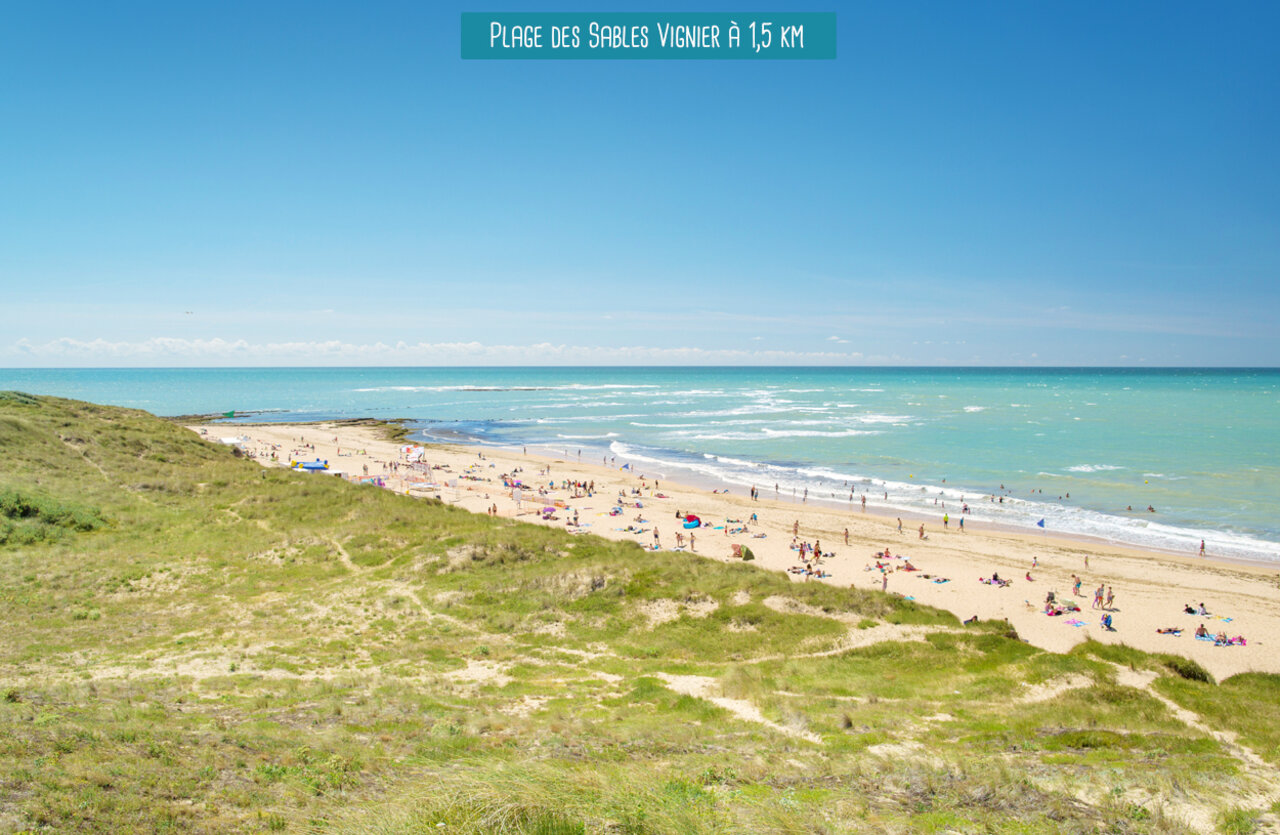 Plage des Sables Vignier, �tendue de sable fin et mer turquoise, �le d'Ol�ron.