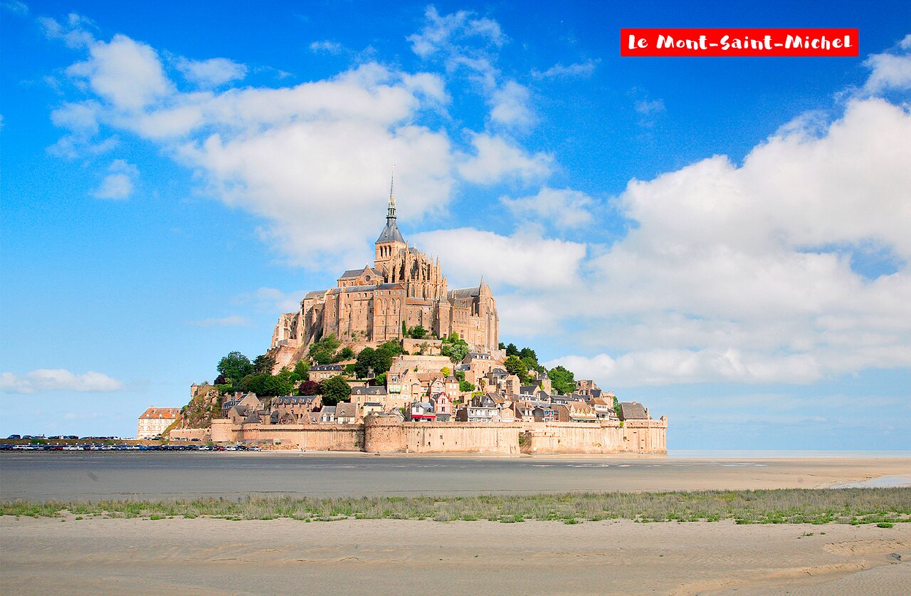 Mont Saint-Michel, site historique et merveille architecturale en Normandie, France.