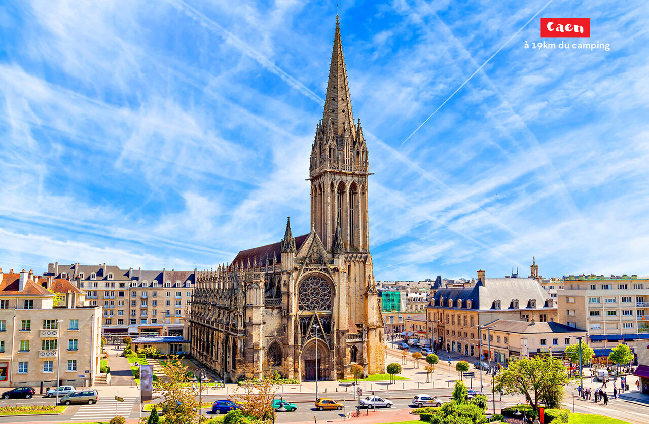 �glise Saint-Pierre de Caen, monument historique � visiter en Normandie.