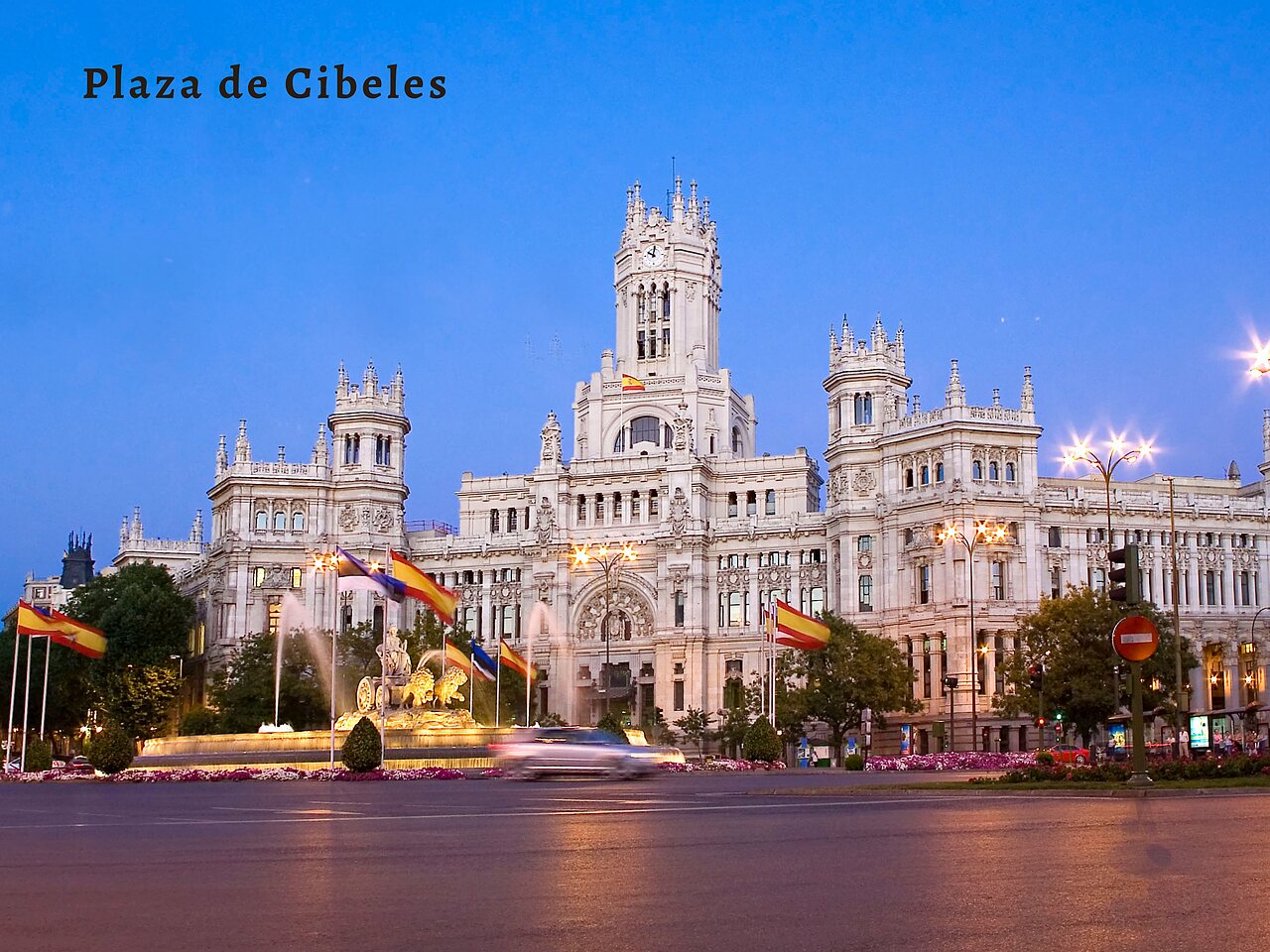 Plaza de Cibeles et Palais de Cyb�le, lieu embl�matique � visiter pr�s de Madrid.