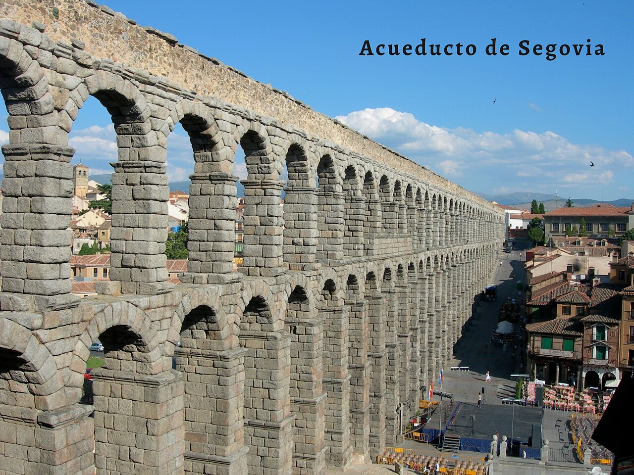 Aqueduc romain de S�govie, monument historique � visiter pr�s de Madrid, Espagne.