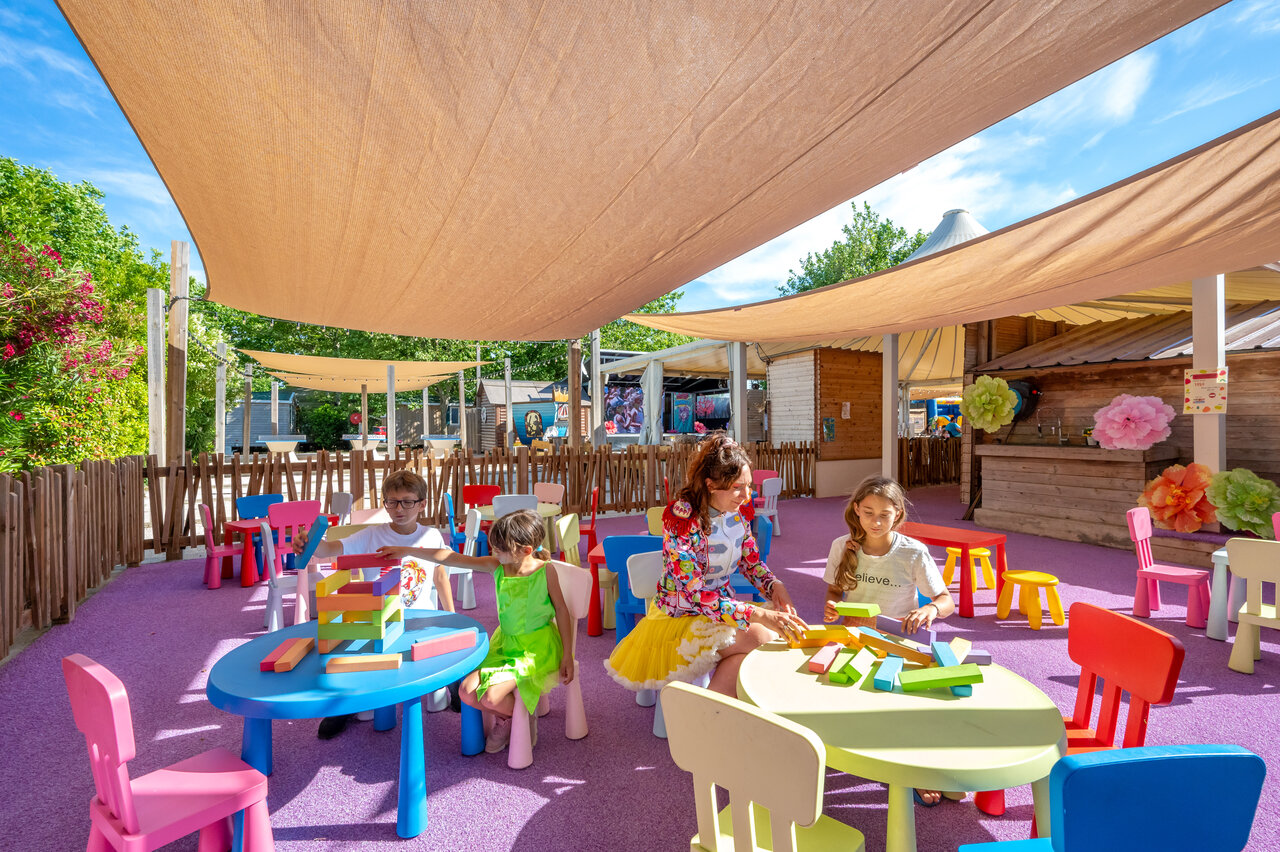 Club enfants, jeux de construction, activit�s CAPFUN F�erix MARSEILLAN PLAGE (34).