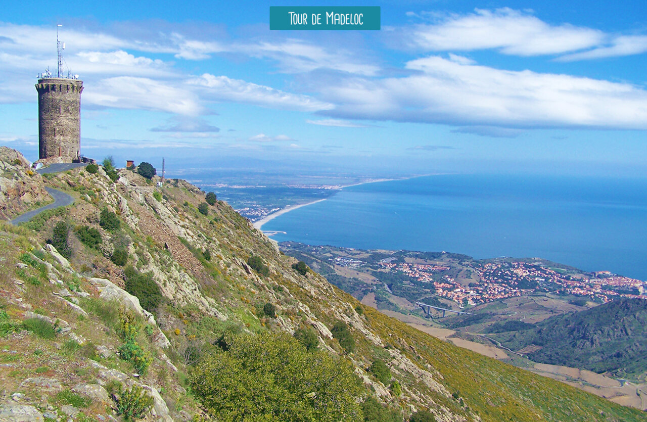 Tour de Madeloc, monument historique � visiter pr�s d'Argel�s-sur-Mer, Pyr�n�es-Orientales.