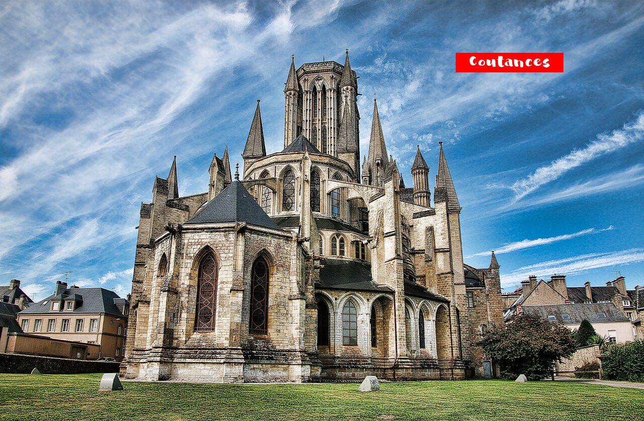 Cath�drale Notre-Dame de Coutances, un monument historique � visiter en Normandie.