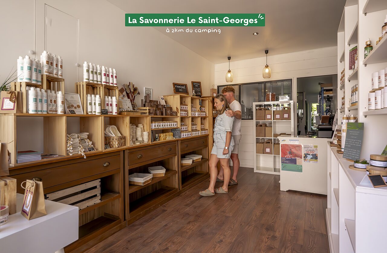 Boutique artisanale La Savonnerie Le Saint-Georges, produits locaux pr�s de Clairvaux-les-Lacs.