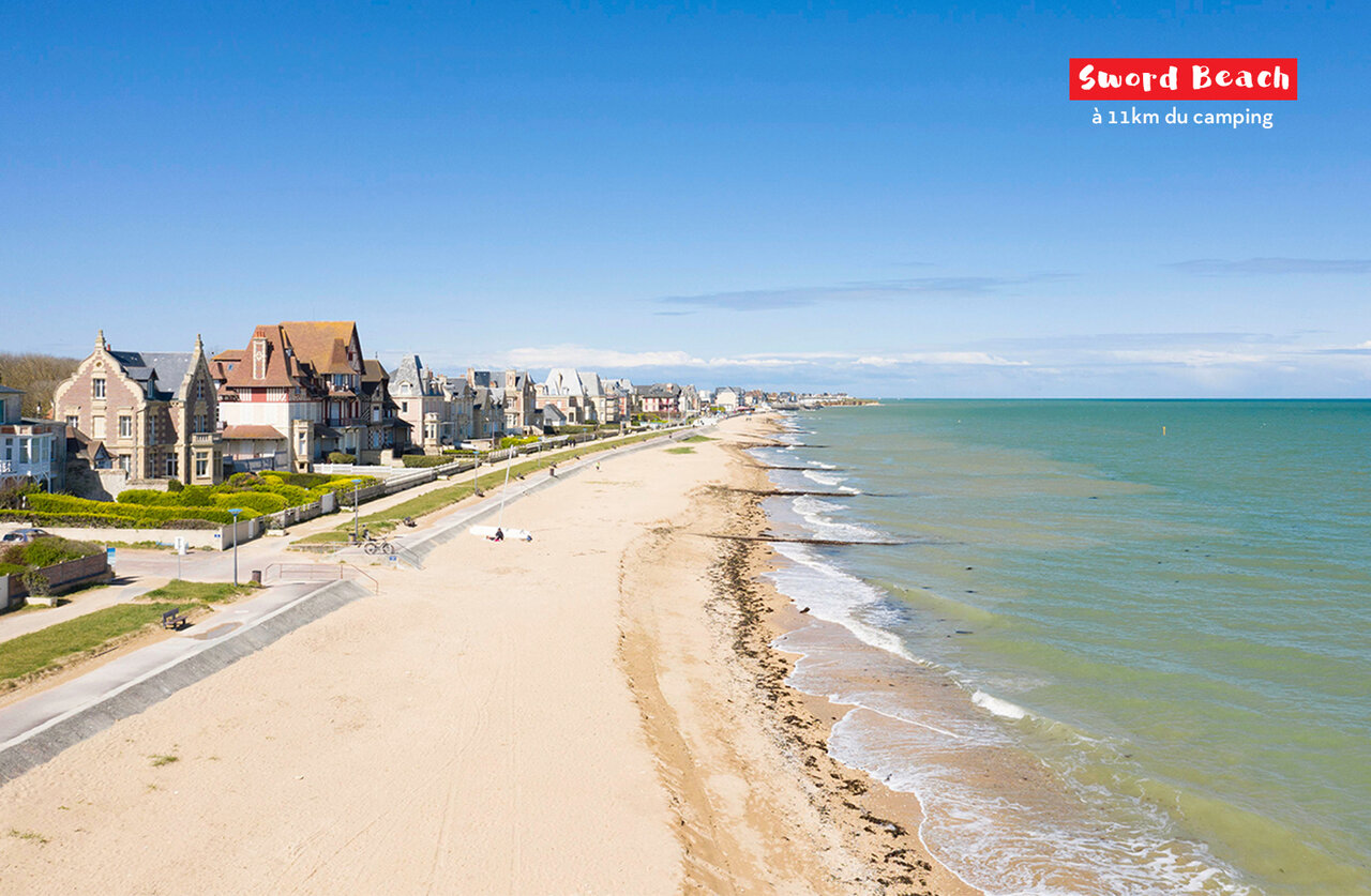 Plage de Sword Beach, site historique du D�barquement � visiter en Normandie.