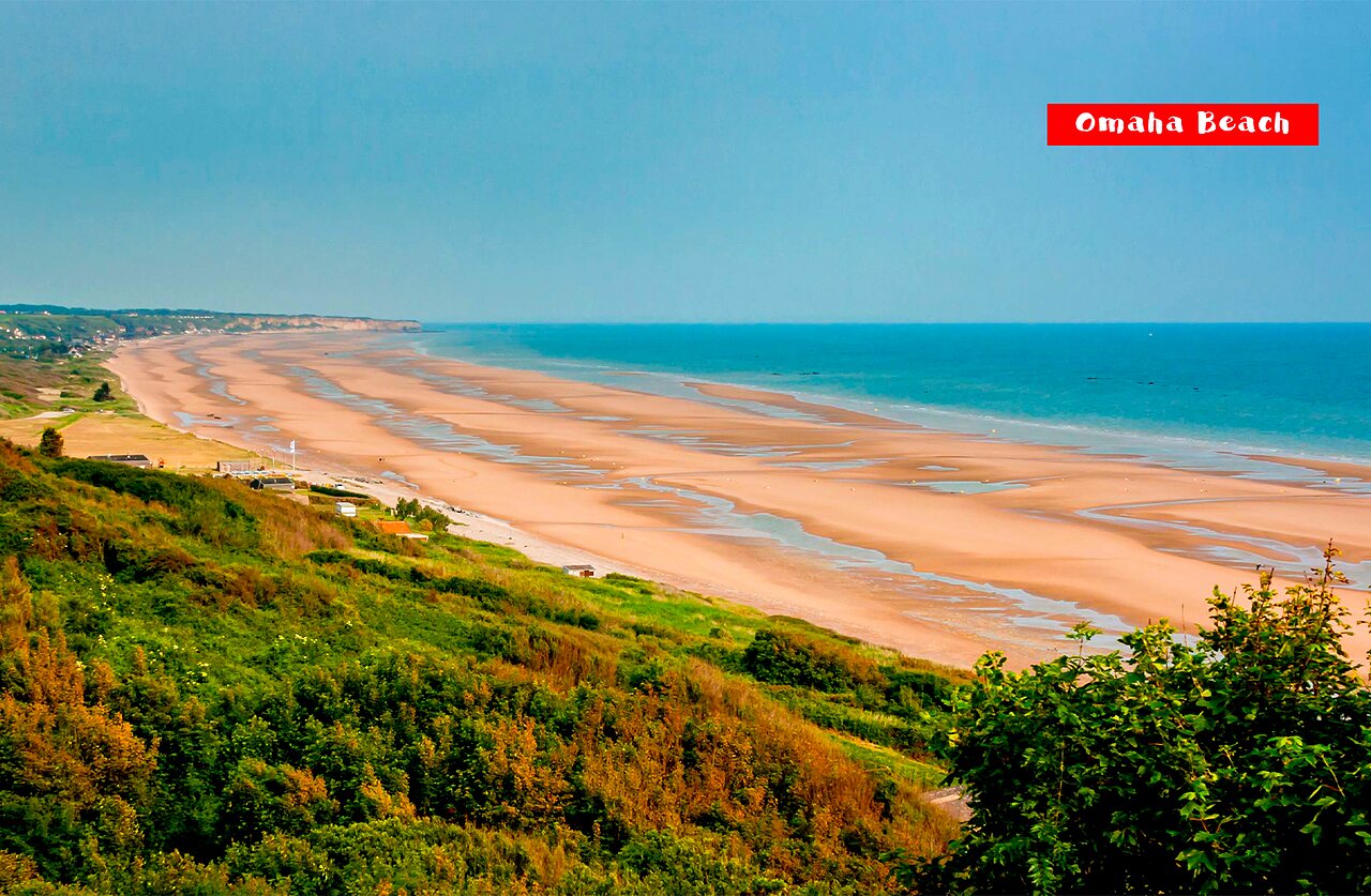 Plage historique d'Omaha Beach, lieu de m�moire � visiter en Normandie.