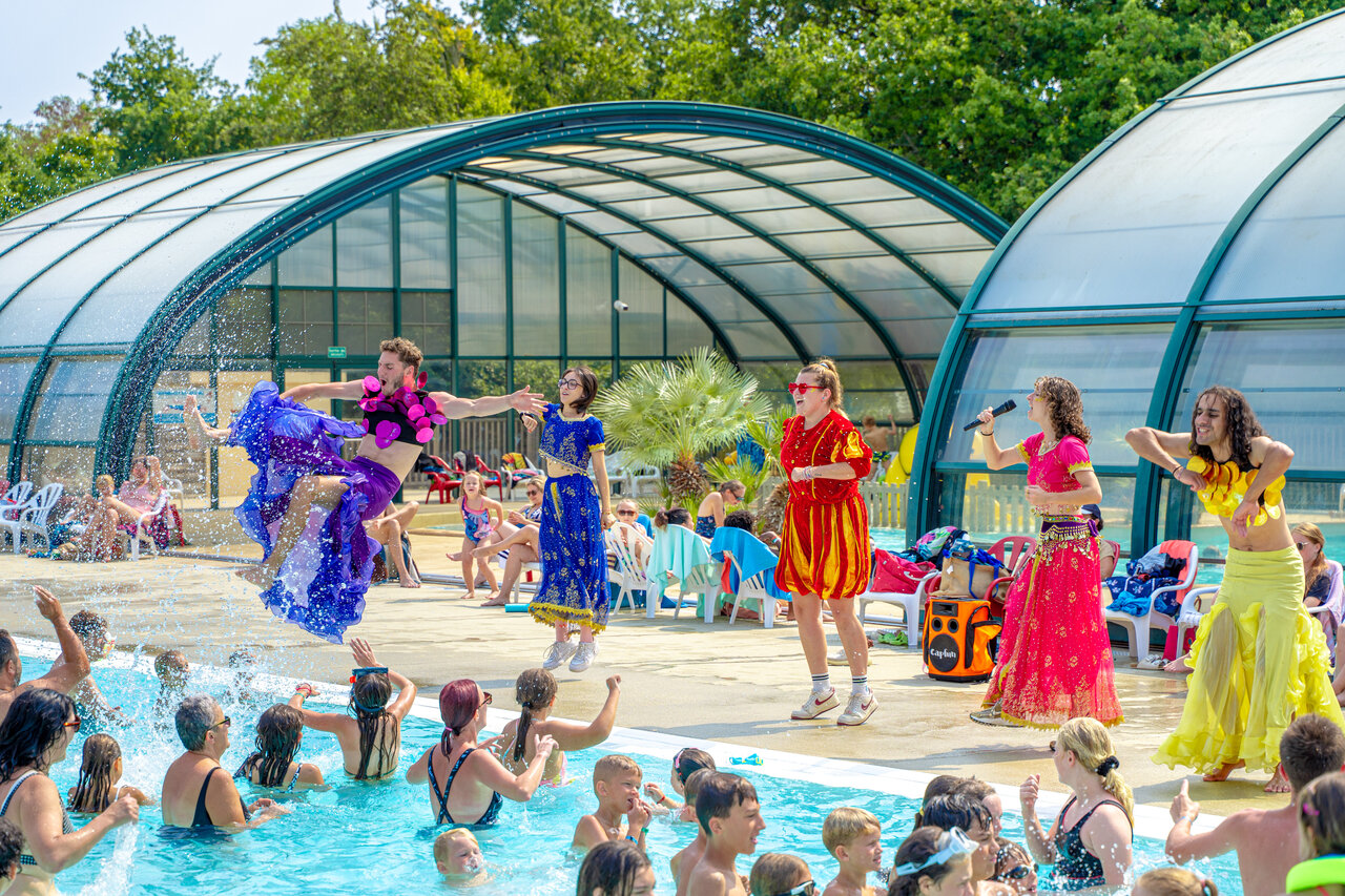 Animation piscine au camping CAPFUN Lac de Ribou � Cholet (49).