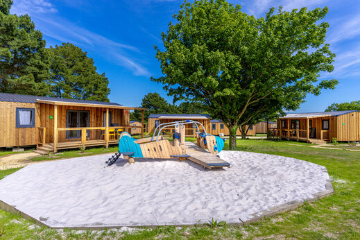 Jeux, Mobil-homes au camping CAPFUN Lac de Ribou à Cholet (49).