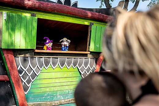 Théâtre de marionnettes au camping CAPFUN Mer et Soleil à Cap d'Agde (34).