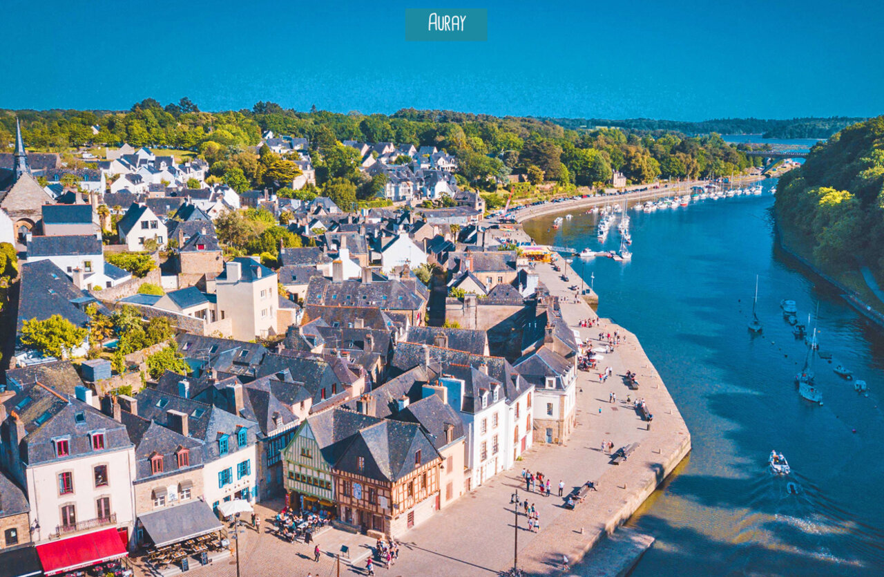 Port de Saint-Goustan � Auray, charmante ville historique de Bretagne Sud.