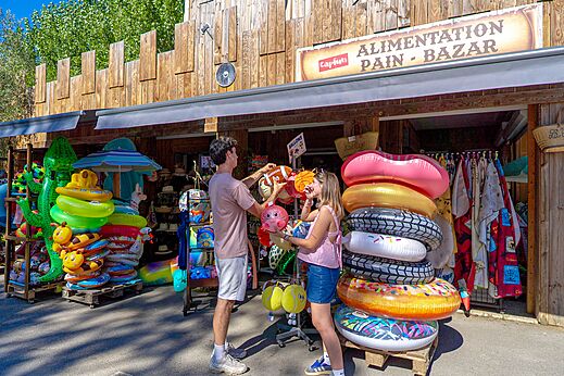 Bazar et épicerie du camping au camping CAPFUN Or à La Grande Motte (34).