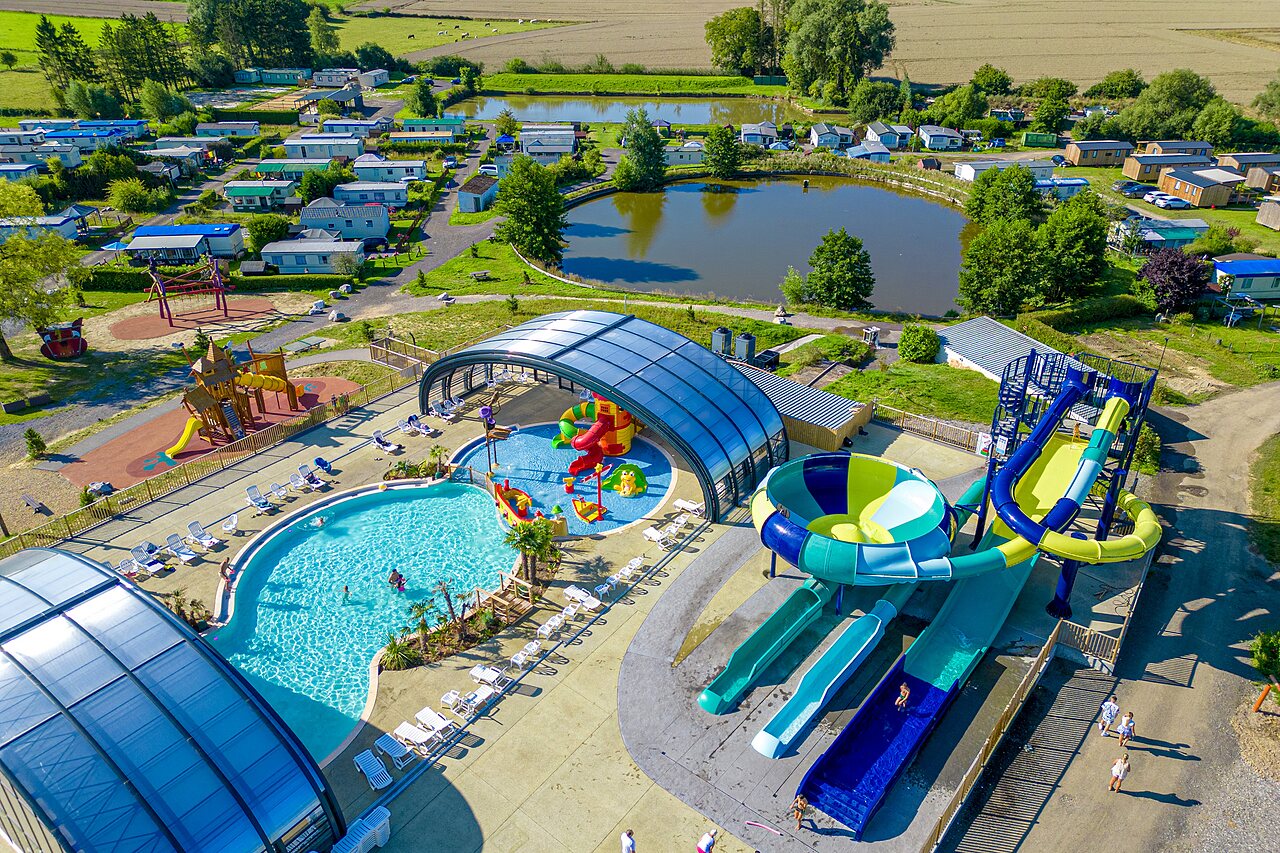 Piscines, toboggans aquatiques, aire de jeux au camping CAPFUN Pachy � FOSSES LA VILLE.