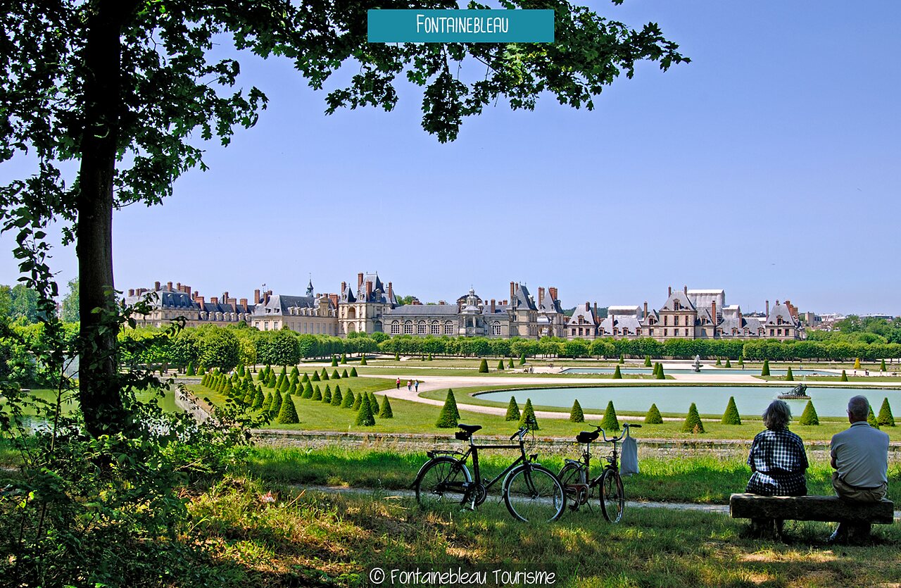 Ch�teau de Fontainebleau et ses jardins, lieu historique � visiter en Seine-et-Marne.
