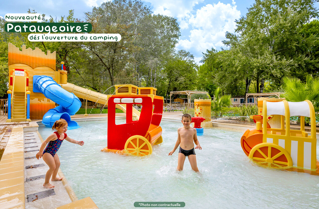 Pataugeoire, toboggans et jeux aquatiques au camping CLICOCHIC Seuli�res � Saint-Denis-d'Ol�ron.