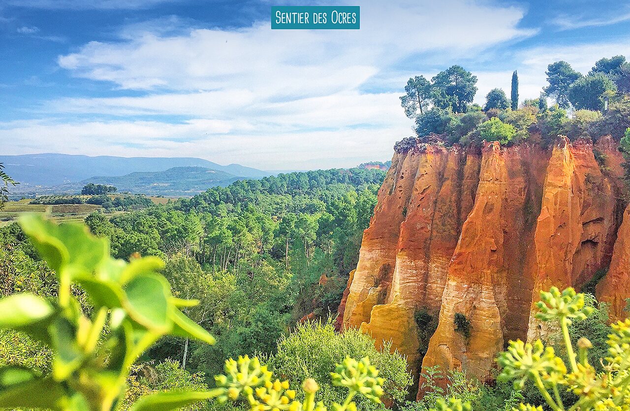 Sentier des Ocres de Roussillon, paysages color�s de Provence-Alpes-C�te d'Azur � visiter.