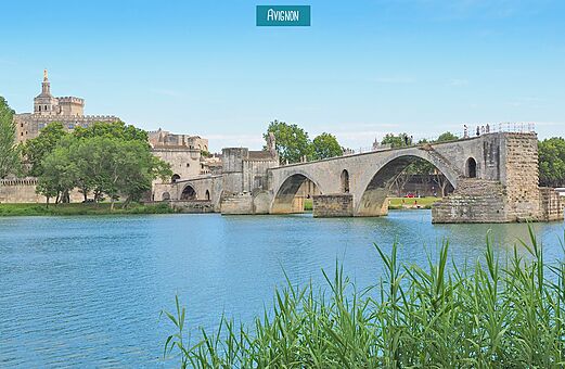 Pont d'Avignon et Palais des Papes, site historique à visiter près du camping.