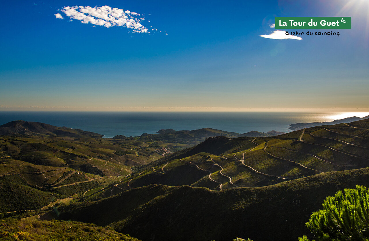 Vue panoramique de La Tour du Guet, lieu � visiter pr�s d'Argel�s-sur-Mer.