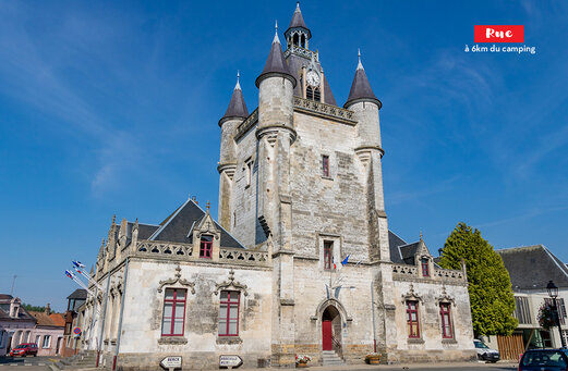 Beffroi historique de Rue, une ville charmante � visiter pr�s du camping.