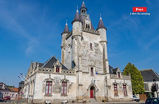 H�tel de ville historique d'Abbeville, un monument � visiter en Picardie.